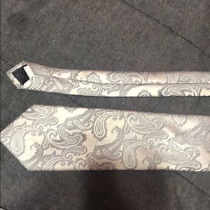 Silver Blue plaid tie!